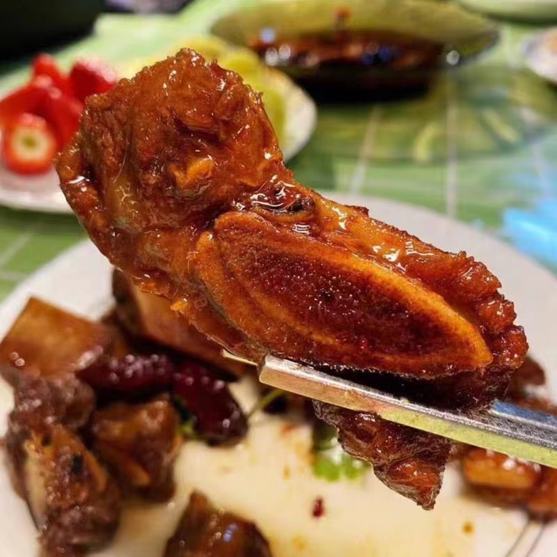 周一取货：【牛仔骨】一袋2斤，可蒸可煮可炒，肉质鲜嫩！