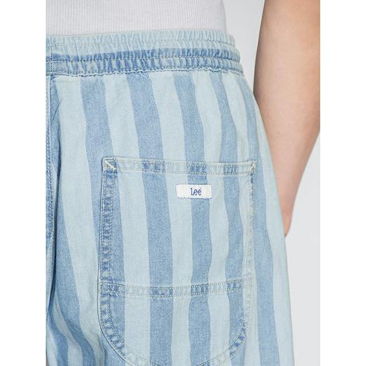 Lee商场同款22春夏新品浅蓝条纹松紧男牛仔短裤LMB100903100-572 商品图4