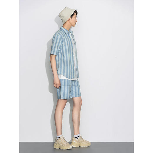 Lee商场同款22春夏新品浅蓝条纹松紧男牛仔短裤LMB100903100-572 商品图2