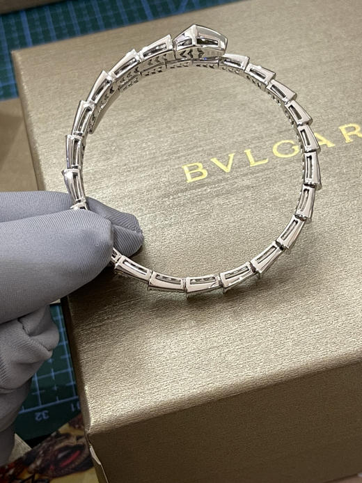 宝格丽蛇手镯-白金 商品图6