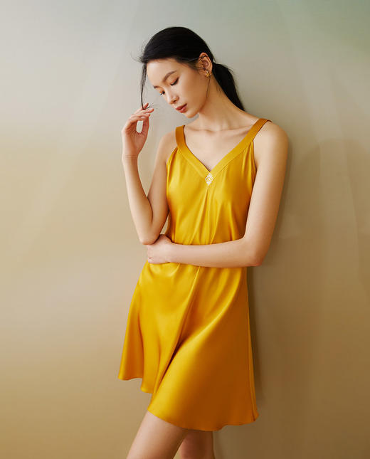 【皇锦】真丝素色拼接吊带 商品图2