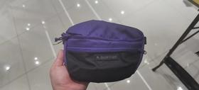 2122 BURTON HIP PACK PRISM VIOLET