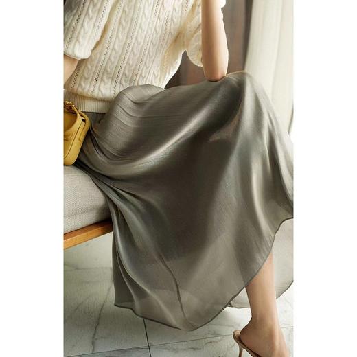 Bling bling~【流光半身裙】牛奶珠光感 灵动飘逸 大摆裙型 高腰设计 显高显瘦显腰线 商品图5