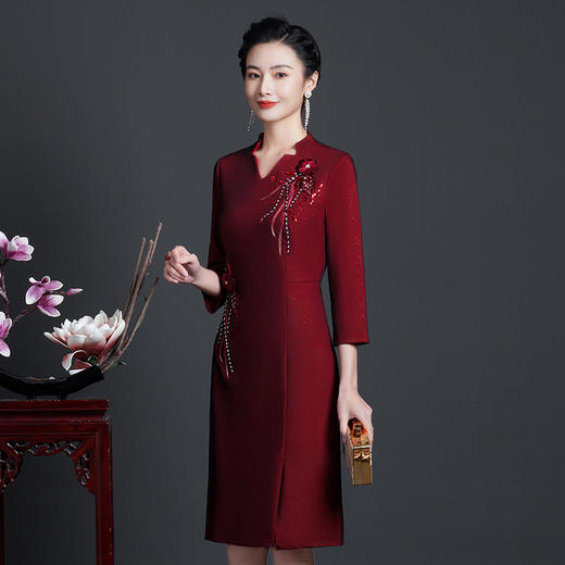 JC-JY2201婚礼旗袍连衣裙高贵小个子喜庆婆婆儿子结婚宴大码礼服洋气 商品图3