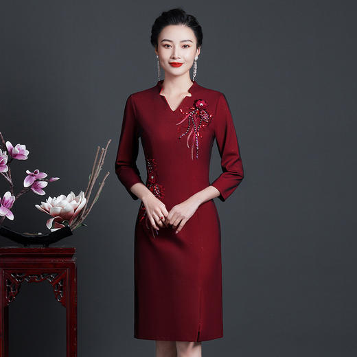 JC-JY2201婚礼旗袍连衣裙高贵小个子喜庆婆婆儿子结婚宴大码礼服洋气 商品图0