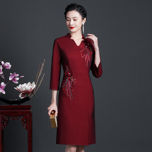 JC-JY2201婚礼旗袍连衣裙高贵小个子喜庆婆婆儿子结婚宴大码礼服洋气 商品图2