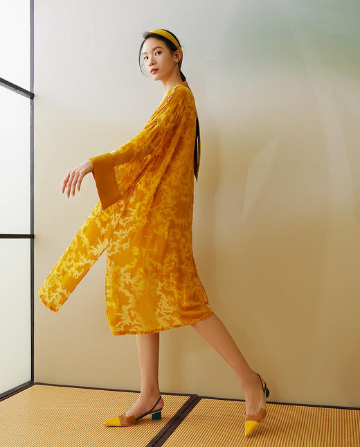 【皇锦】烂花汉服对襟系带长袍 商品图3