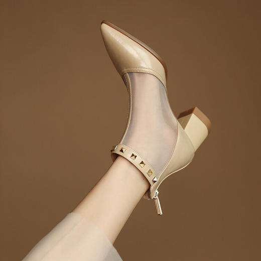 时尚优雅，尖头网纱拼接铆钉网靴短筒靴YDE-D5205 商品图4