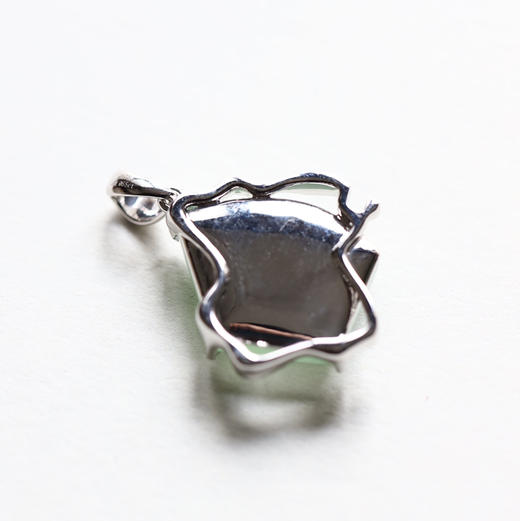 高冰种阳绿俏色佛在我心18k白金钻石镶嵌 商品图6