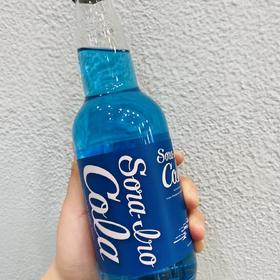 齐藤蓝可乐碳酸饮料