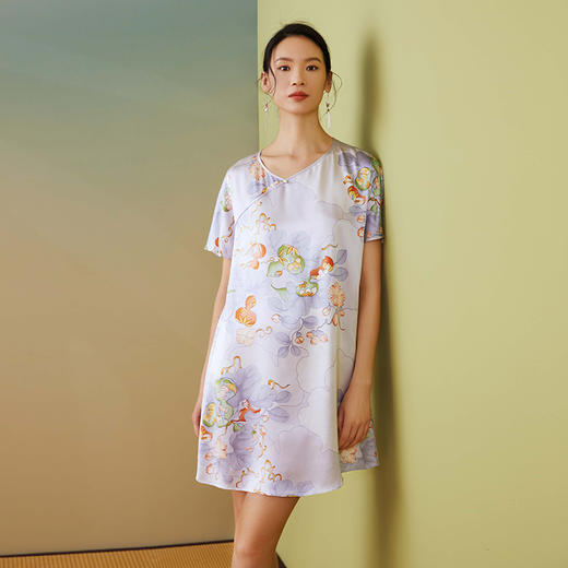 【皇锦】短袖斜襟领连衣裙 商品图3