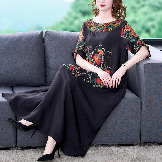 AHM xsz9833 大码复古真丝印花连衣裙2022夏新款时尚妈妈裙子不规则民族风长裙 商品图1