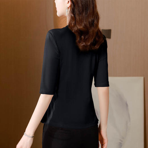 v领T恤纯色打底衫，半袖薄款时尚小衫仿醋酸缎面上衣AHM-8520 商品图3