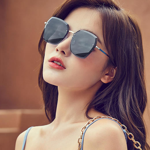 预售|男女同款骊佳太阳镜韩版大框米钉偏光墨镜 .潮快闪[福利品] 商品图4