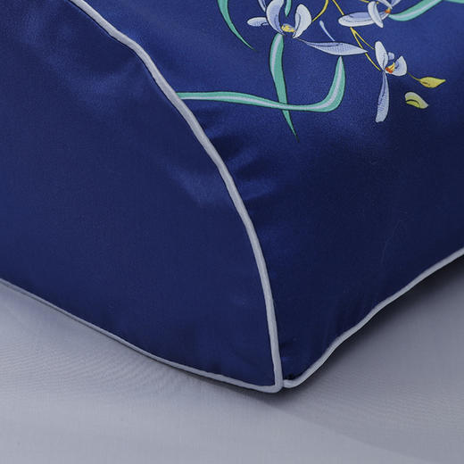 【皇锦】真丝印花半圆形荞麦枕·兰兮 商品图3