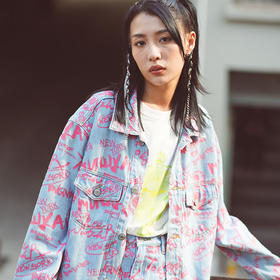 Mishka大眼球潮牌2022春夏新品 字母满印印花牛仔夹克外套男女M21100527M 