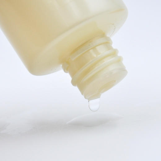 蝶恋花玛凯玛莉滋润保湿净化液100ml/支*2支爽肤水 商品图4