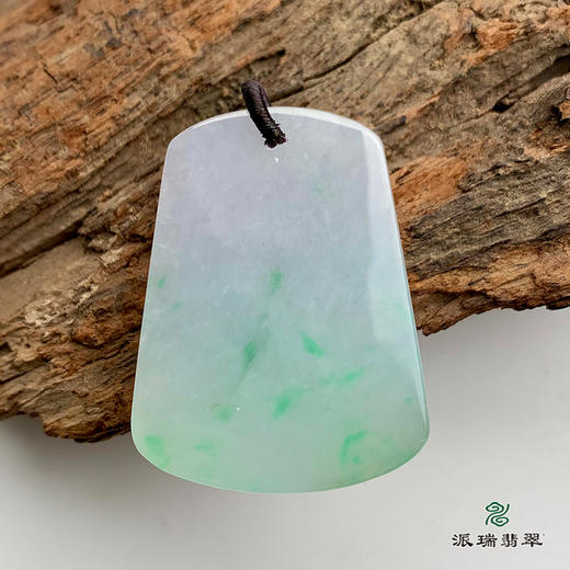 派瑞翡翠 翡翠挂件 糯冰种 绿色 商品图1
