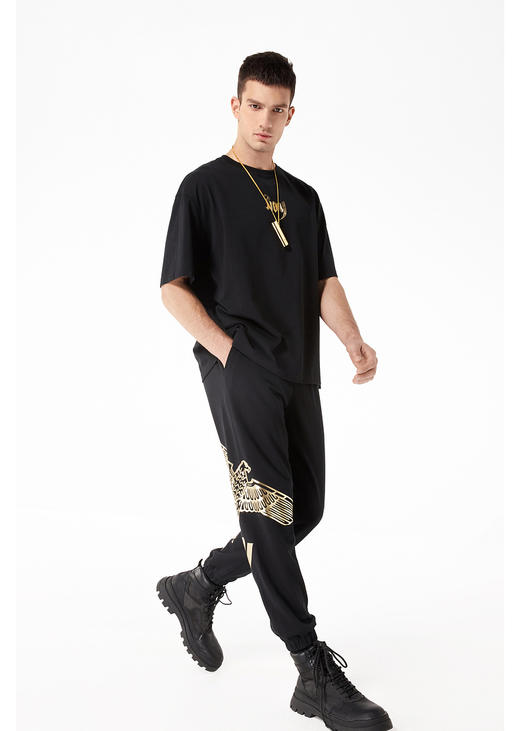 BOYLONDON情侣短袖22春夏新品上衣鹰翼烫金印花黑色休闲T恤B221N01024 商品图2