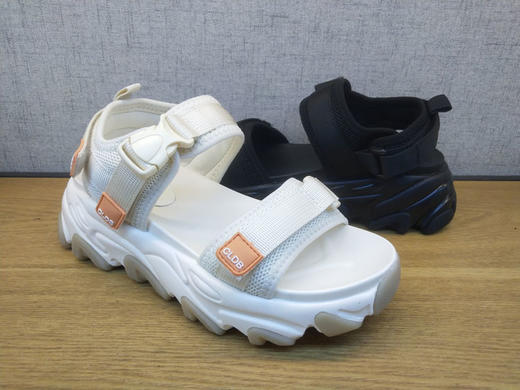 2021夏季新款豪行女鞋21247189厚平底运动休闲低跟露趾大凉鞋正品 商品图5