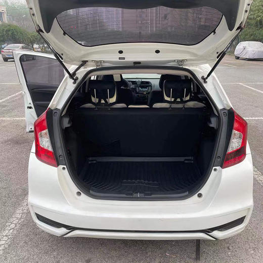 本田 飞度 1.5L CVT舒适天窗版 【长租-北京】 商品图3