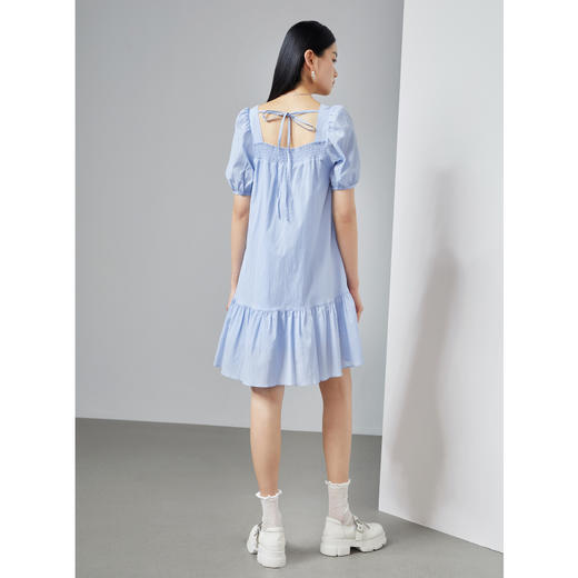 NEELLY纳俪商场同款夏季短袖连衣裙女方领娃娃裙减龄中长款A字裙N22044Y04424 商品图4