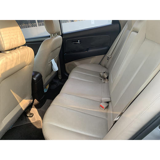 现代 悦动 1.6L 自动豪华型 【长租-深圳】 商品图4