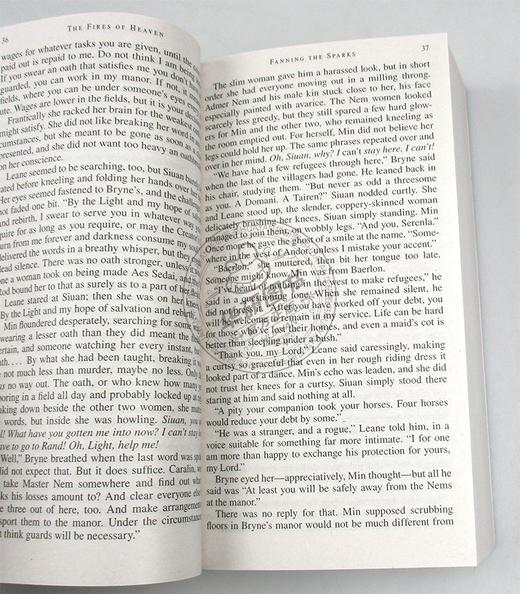 时间之轮4-6册盒装 英文原版小说 The Wheel of Time Premium Boxed Set II 经典奇幻文学 罗伯特乔丹 Robert Jordan 英文版英语书 商品图2