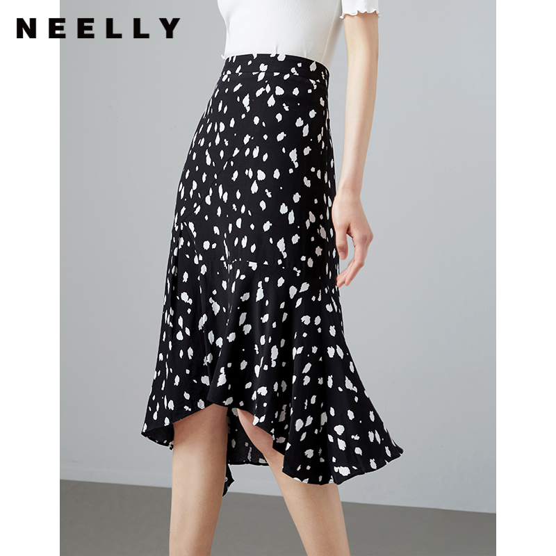 NEELLY纳俪商场同款撞色高腰半身裙女不规则裙摆气质A字裙潮新款N22044E04427