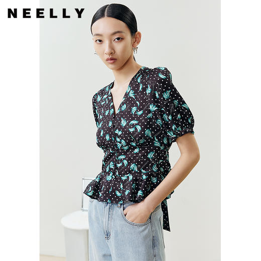 NEELLY纳俪商场同款法式浪漫气质V领泡泡袖衬衫女夏季短款上衣N22041R01013 商品图3