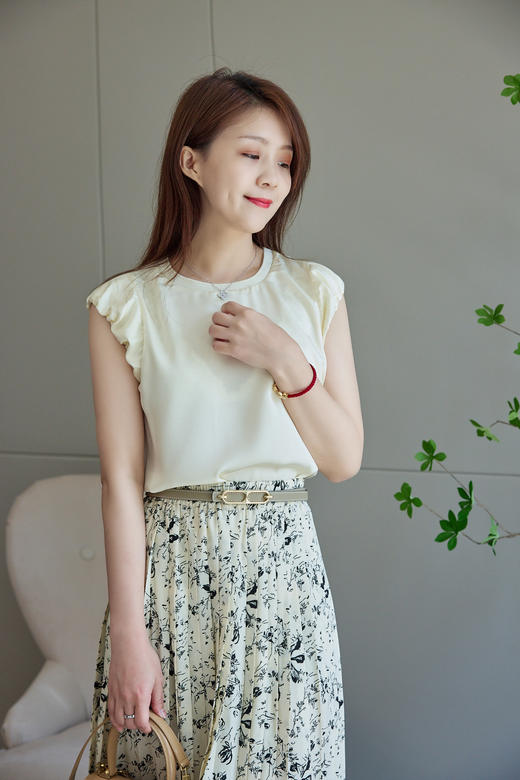 醋酸褶皱包袖上衣 商品图0