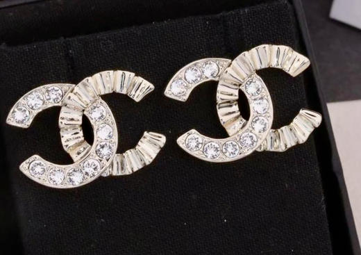 耳钉。金色。五角星 自己备注 商品图1