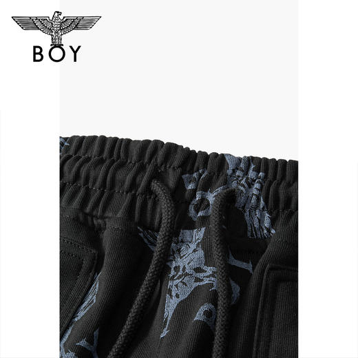 BOYLONDON休闲裤男女款22夏季新品老鹰满印黑色宽松短裤B222N13022 商品图3