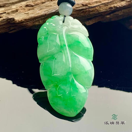 派瑞翡翠 翡翠挂件 糯冰种 绿色 商品图2