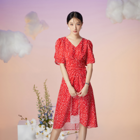 Lucidy-鲁思蒂 2022夏 短袖连衣裙 LQ04AE22471