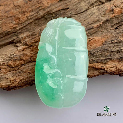 派瑞翡翠 翡翠挂件 糯冰种 绿色 商品图1