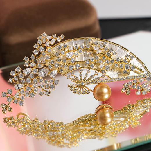 【现货】甄珠贝 日本进口成品 气场满满扇形胸针 商品图0