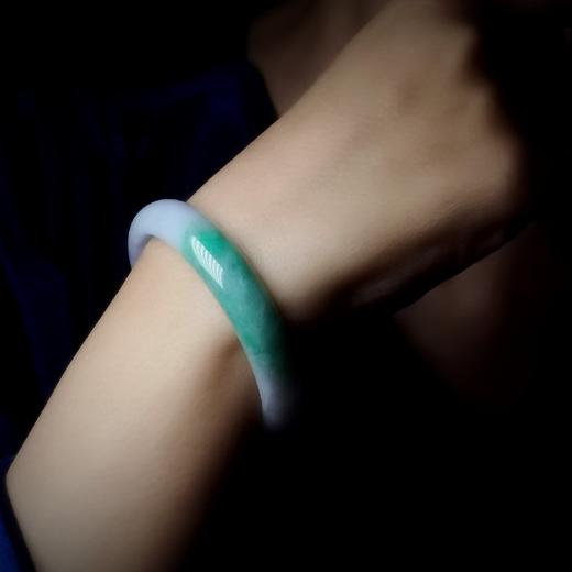 翡翠手镯（59圈口） 商品图0