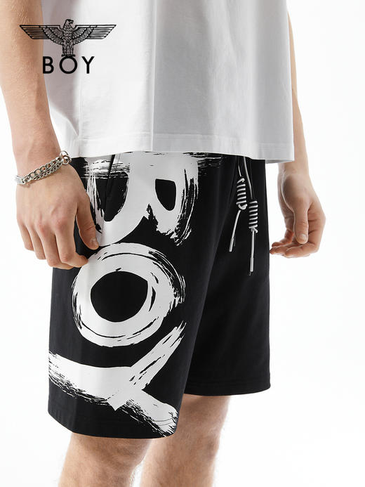 BOYLONDON短裤22春季新品黑白撞色抽绳大LOGO针织五分裤B221N13000 商品图3