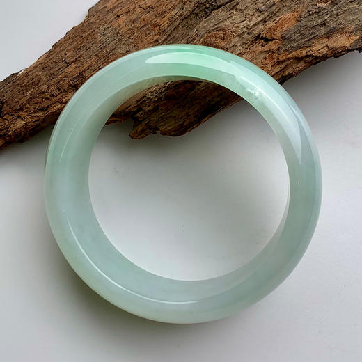 派瑞翡翠 翡翠手镯 糯冰种 绿色 商品图0