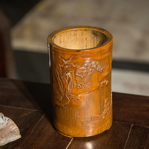 清 竹雕泛舟图人物笔筒 商品图2