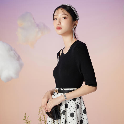 Lucidy-鲁思蒂 2022夏 短袖针织衫 ZZ04AE22481 商品图0