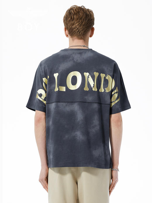 BOYLONDON短袖男女同款22春夏新品烫金LOGO水波纹分割感T恤B221N01032 商品图1
