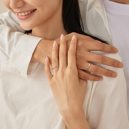 KADER卡蒂罗 莫比乌斯环情侣对戒 S925银镶宝石开口可调节情侣戒指一对 小众设计圣诞礼物送女生 礼盒装 情侣礼物一对 商品图10