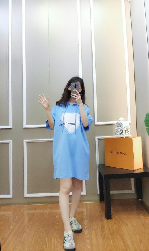 女圆领长款T2022 商品图3