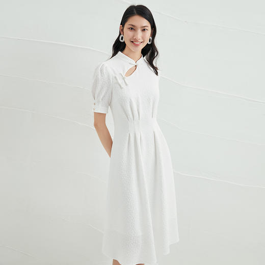 EITIE爱特爱夏新款时尚显瘦通勤气质中式立领收腰白色连衣裙B2207928 商品图3