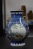 青花加彩开窗花卉双耳福筒瓶 商品缩略图0