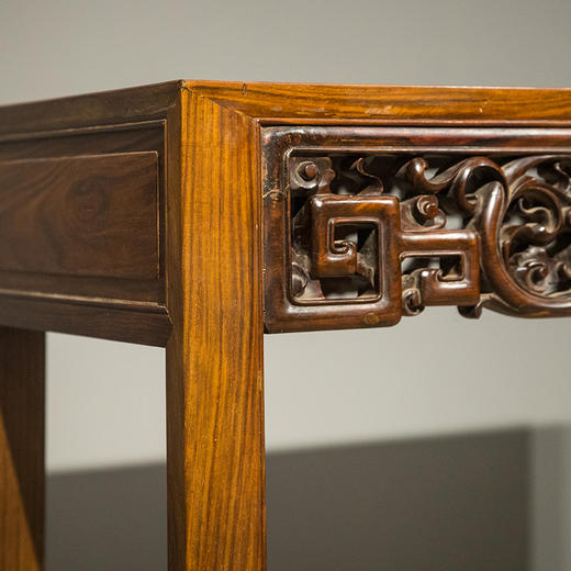 清 红木透雕螭龙纹四面平条桌 商品图4