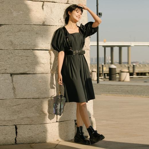 谜底港风连衣裙2022夏款泡泡袖收腰天丝中长裙225ML6075 商品图0