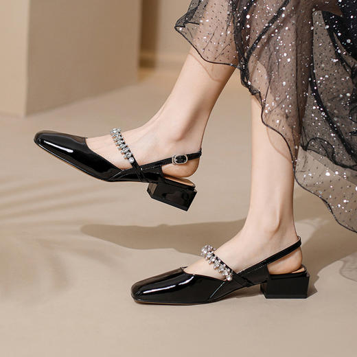 OLD A40aaa包头凉鞋时尚法式一字扣单鞋 商品图0